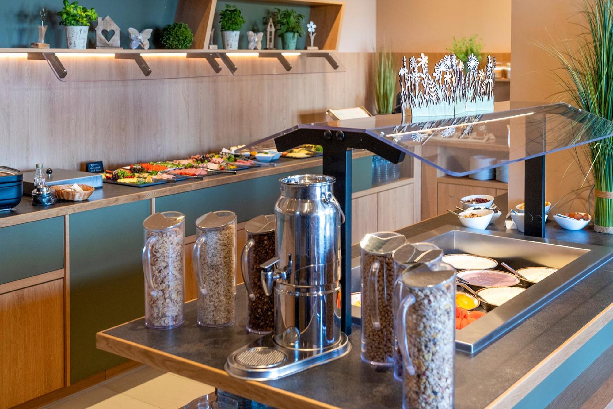 Parkhotel Berghoelzchen 4* Hildesheim